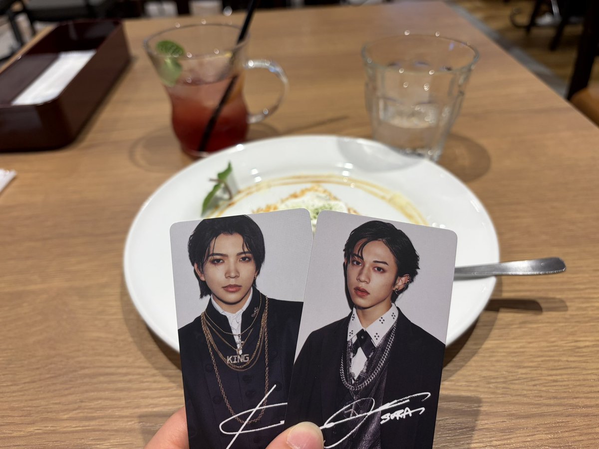 2525Hinano's tweet photo. リルのコラボカフェ行ってきました✨
そらもも監修ののプロデュース美味しかったです💗
コラボ終わる前に行けてよかった☺︎
虎ちゃんのトレカは引けなかったけど、難ちゃんと晃大くんGETしました🫶🏻

#LILLeage #タワレココラボカフェ https://t.co/OaXdyuQvdy