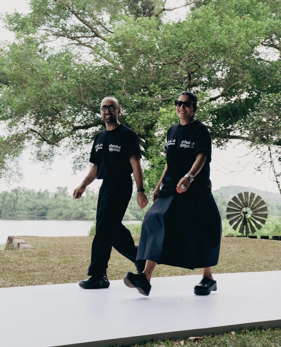 upnextdesigner's tweet photo. An Indian husband and wife designer duo started a label called Lovebirds &amp; they just presented their latest collection in Sri Lanka 🌹 https://t.co/W0WjWX2X6z