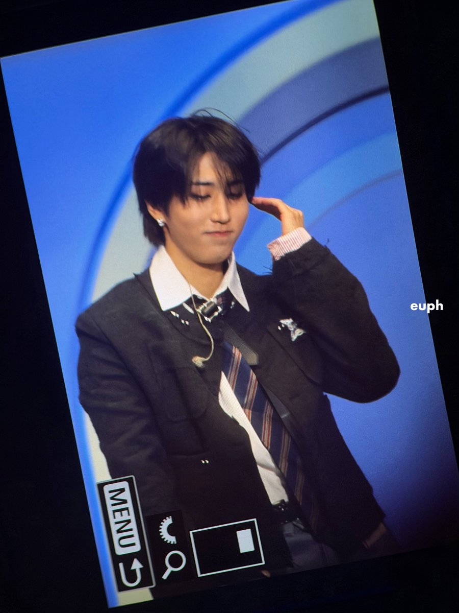 🛸🐹 tweet media