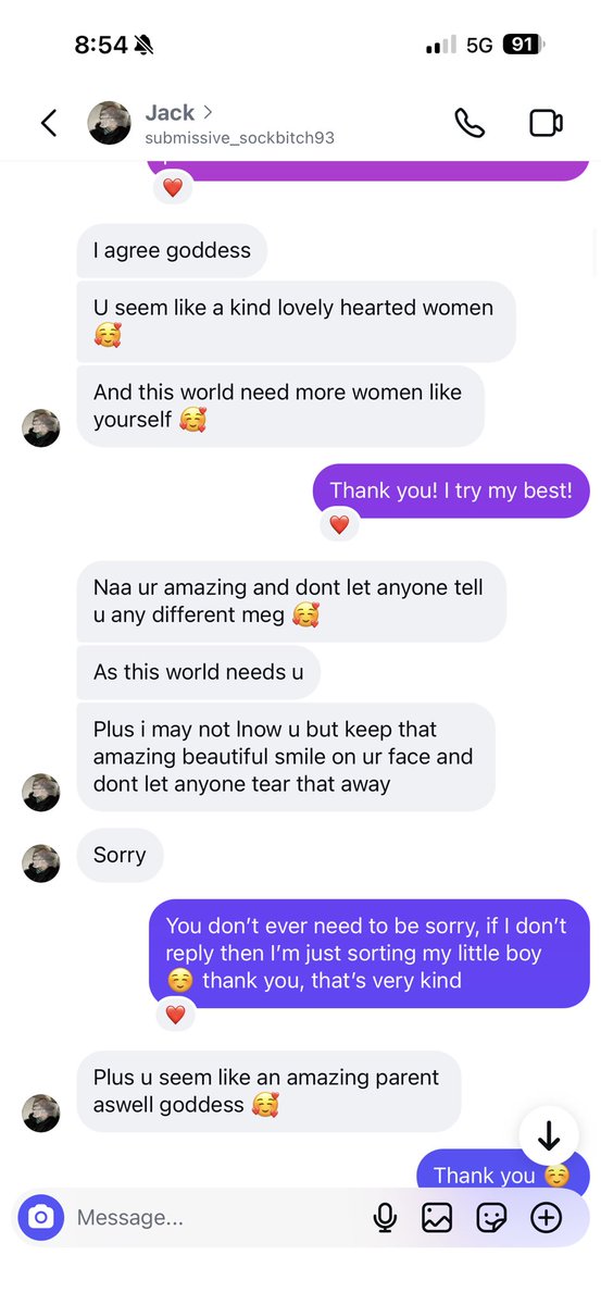 GoddessMegsUk's tweet photo. Warning to all girls, do not sell to @jackhopkinson10. He’ll make promises to pay, hound you for hours if you don’t reply to him straight away. Want you to give him compliments about the things he’s into. He’ll ask for daily pictures and then ignore you when due to pay. https://t.co/QPMfNuqD8H