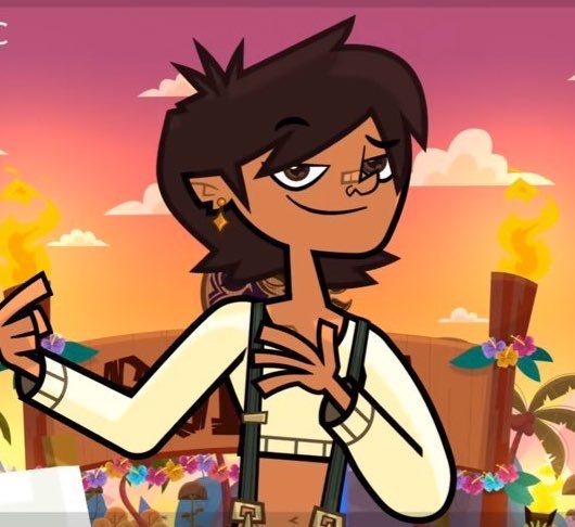 AmethystMoraga tweet media