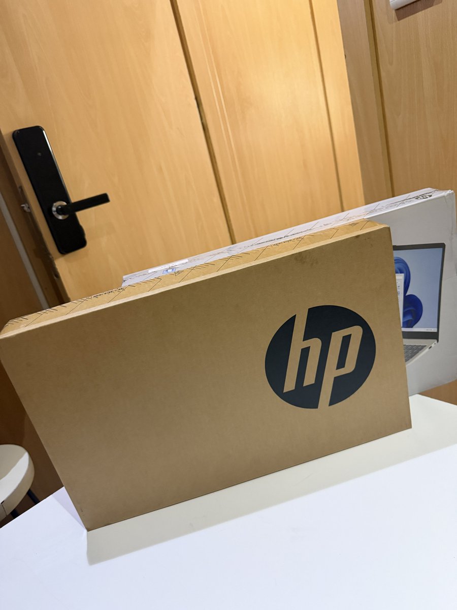 dabz_global's tweet photo. Brand new || HP NOTEBOOK 15-fd0154wm || Intel Core i5 125H || 8GB || 512GB SSD Natural Silver II HP 15.6 inch FHD IPS TOUCH SCREEN || Windows Laptop

Price: N685,000

Brand new || HP PAVILION X360 2-IN-1 || 13the gen || Intel core i7 || 16gb ram || 1TB || Touchscreen || 14 inches || TOUCHSCREEN|| windows 11 

Price: N1,100,000 

Dabz Global; Suite C3 New Banex(beside banex micro finance bank ||opposite Broadway BW restaurant)Wuse II, Abuja. call 08076709313/09078333831/ 08144343028 or whatsapp 08144343028 

Nationwide Delivery 🚚📦