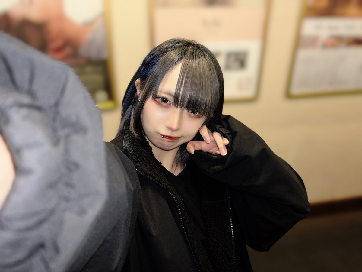 うらら 【已己巳己-いこみき-】 tweet media