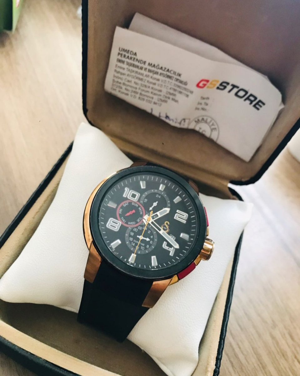 Hande Ertürk 💛❤️ 🇹🇷͜͜͡͡✯ tweet media