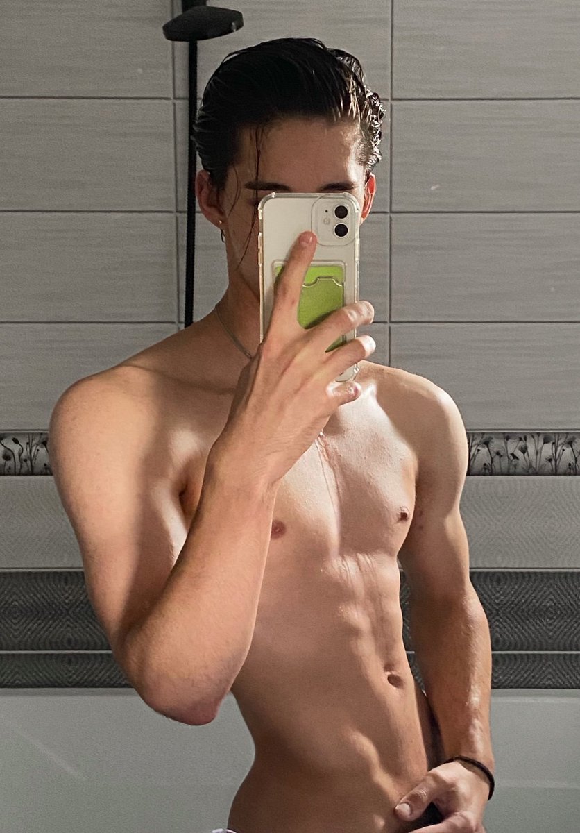 крамф tweet media