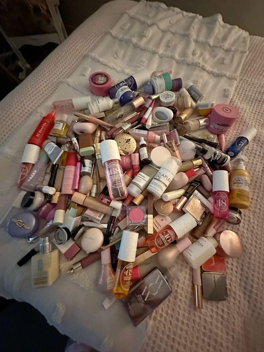 •☆• tweet media