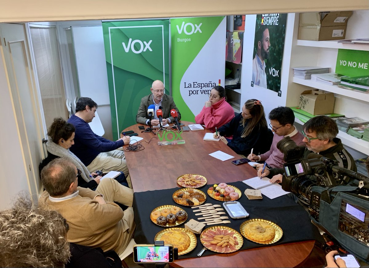 VOX Burgos tweet media