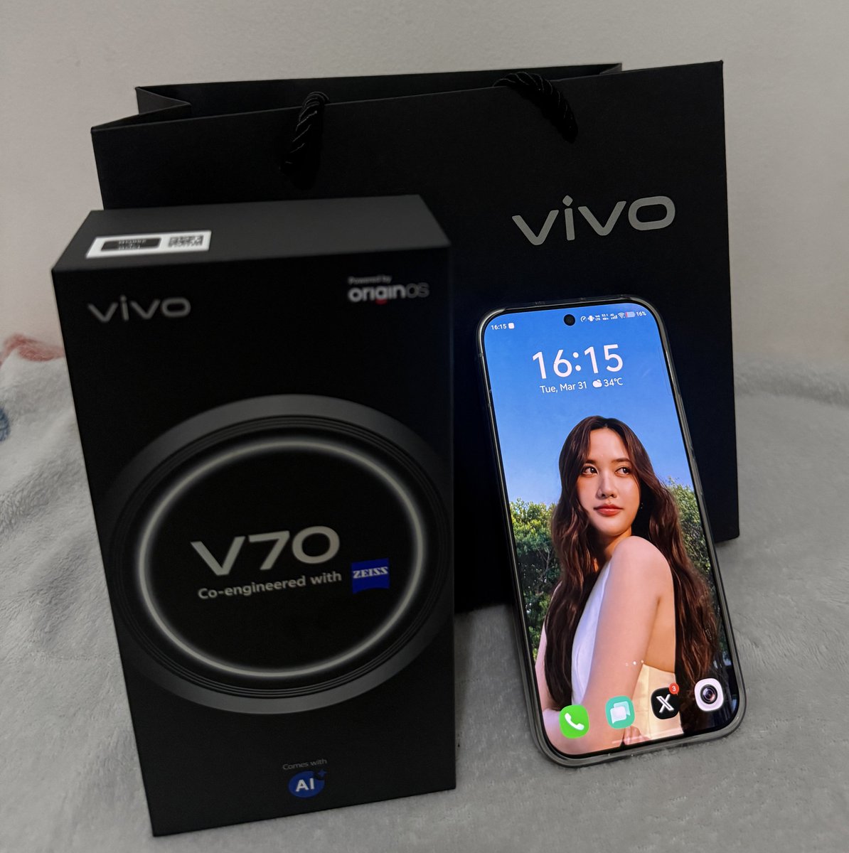 MJ || inactive tweet media