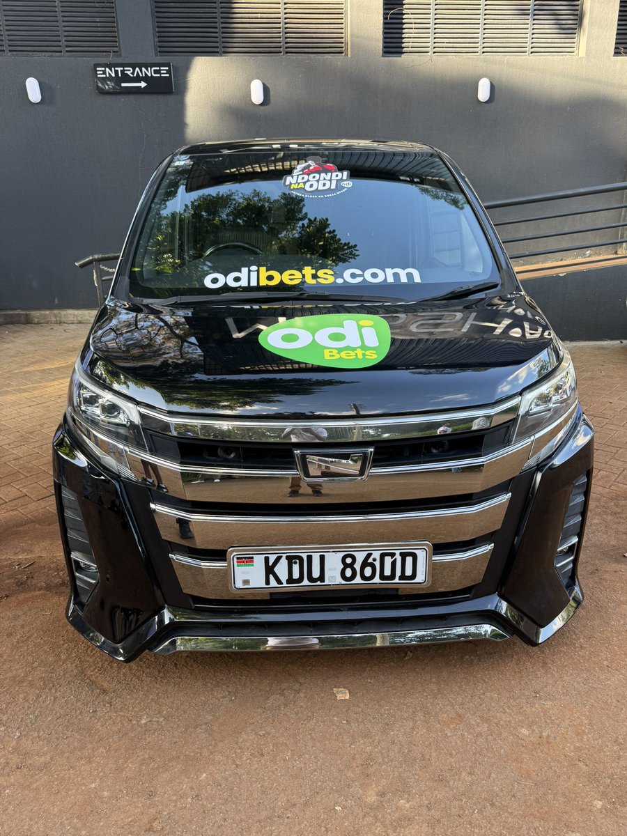 Aleckie Ronald tweet media