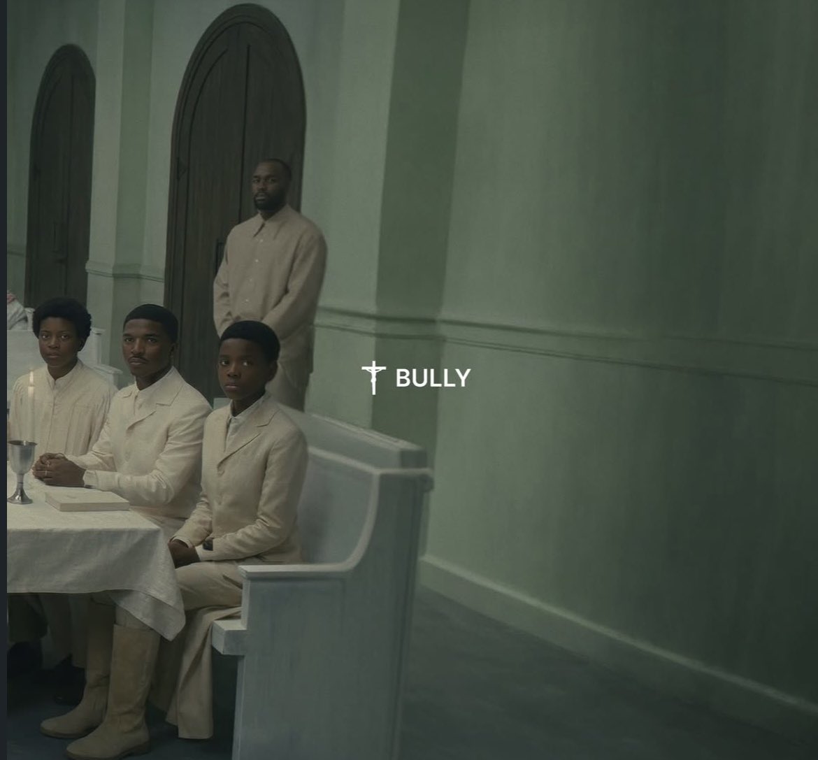 YZY LATAM tweet media