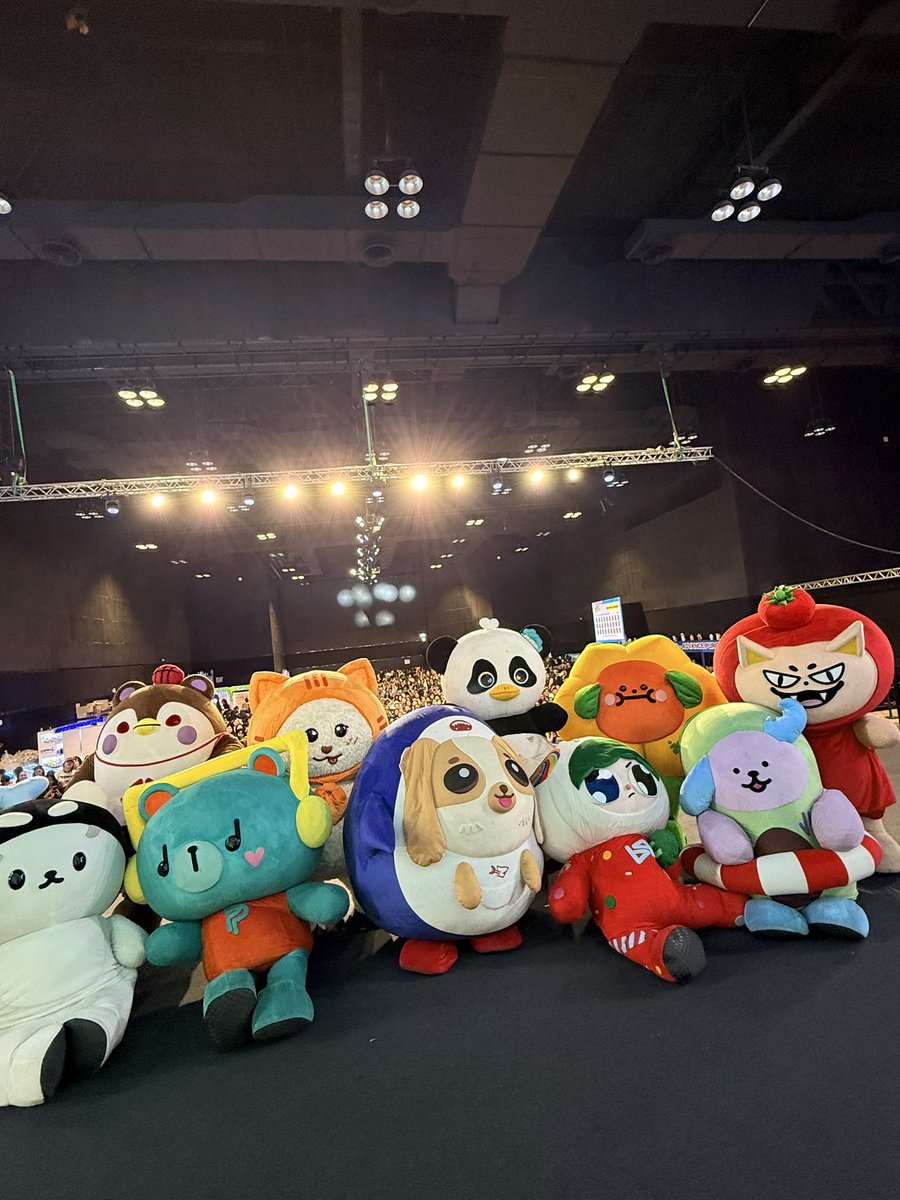 PERMPOON tweet media