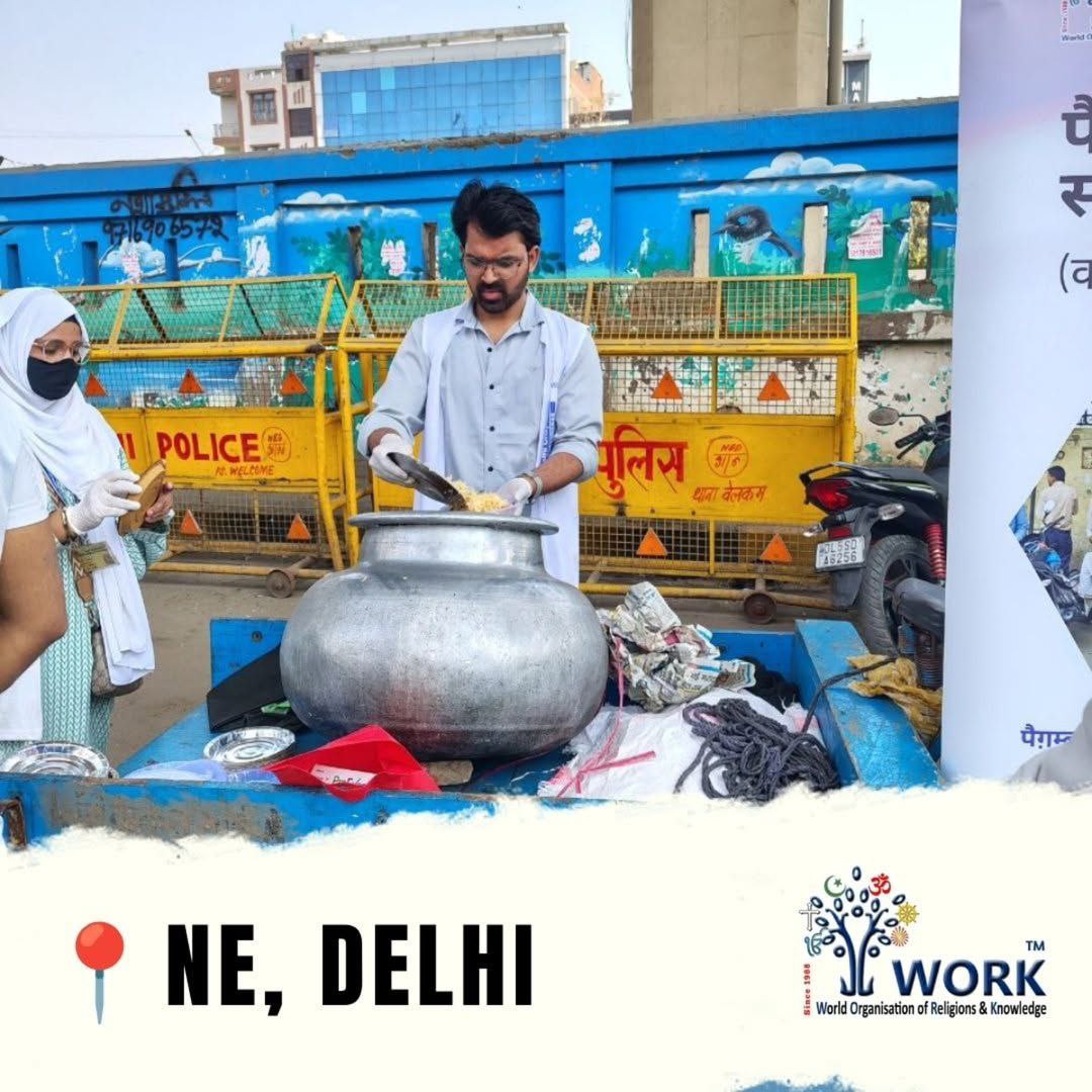 WORKCompassion's tweet photo. WORK Delhi Chapter organised Janta Rasoi at📍Maujpur Chowk, Delhi and served around 100+ plates of food to the needy. The response from the community was truly heartwarming. Serving humanity is our greatest mission. ❤️✨

#WORKforCompassion https://t.co/OVSkNdblx8