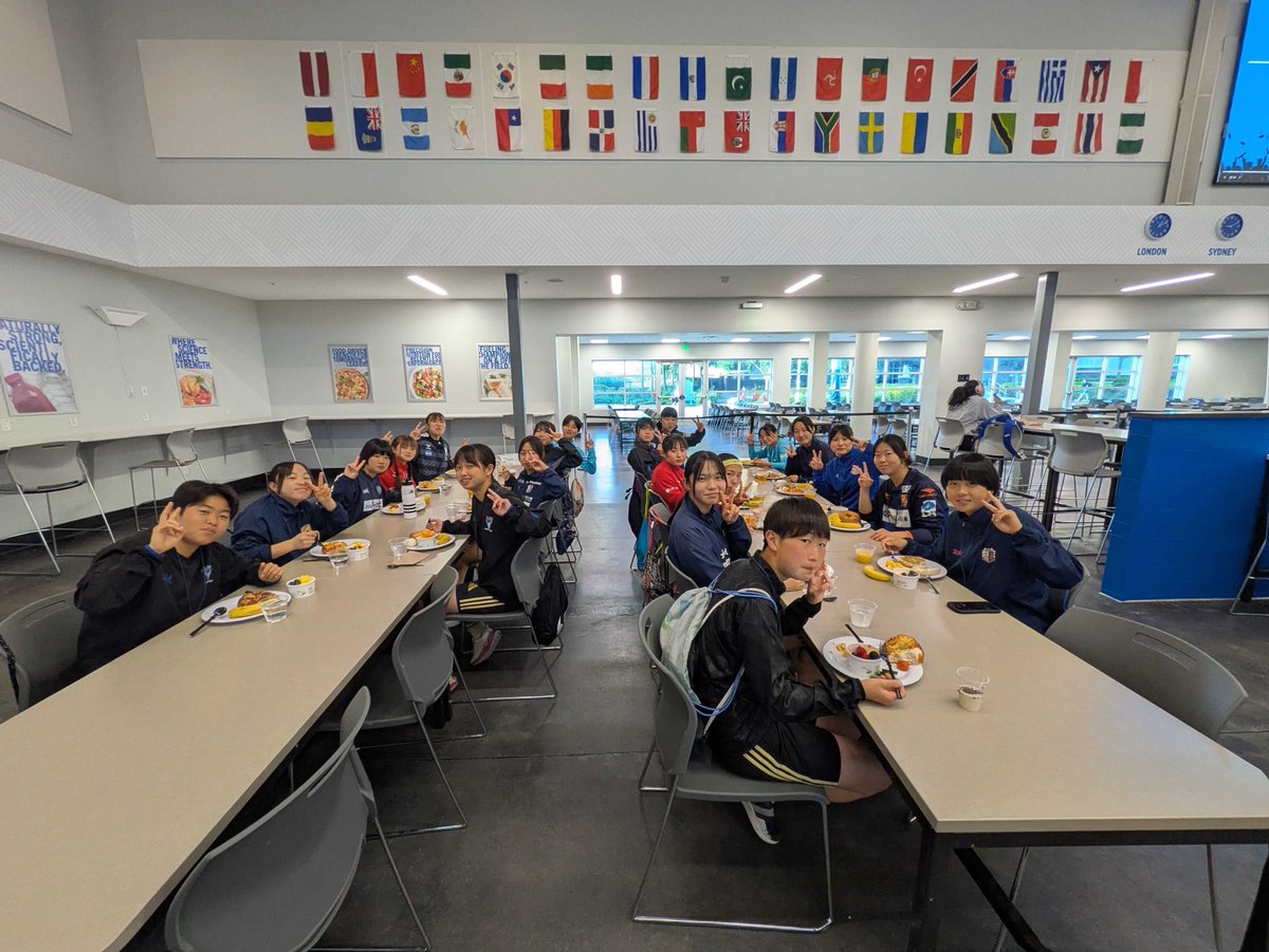 WE_League_JP's tweet photo. 📝𝐆𝐀 𝐂𝐔𝐏 𝐑𝐞𝐩𝐨𝐫𝐭 ①
⠀
アメリカで開催される 2026 Generation adidas Cup（GAカップ）に「U-16 WEリーグ選抜」が出場します✨
活動の様子は、SNSでも少しだけお届けいたします🙌
⠀
チームは既にアメリカへの移動を済ませ合宿地で調整中です✈️🇺🇸
彼女たちの活躍にも是非ご注目ください🫶🇯🇵
⠀
🔽GAカップ参加について
https://t.co/B2LFH3B4jT #GenerationadidasCup
⠀
#GenerationadidasCup