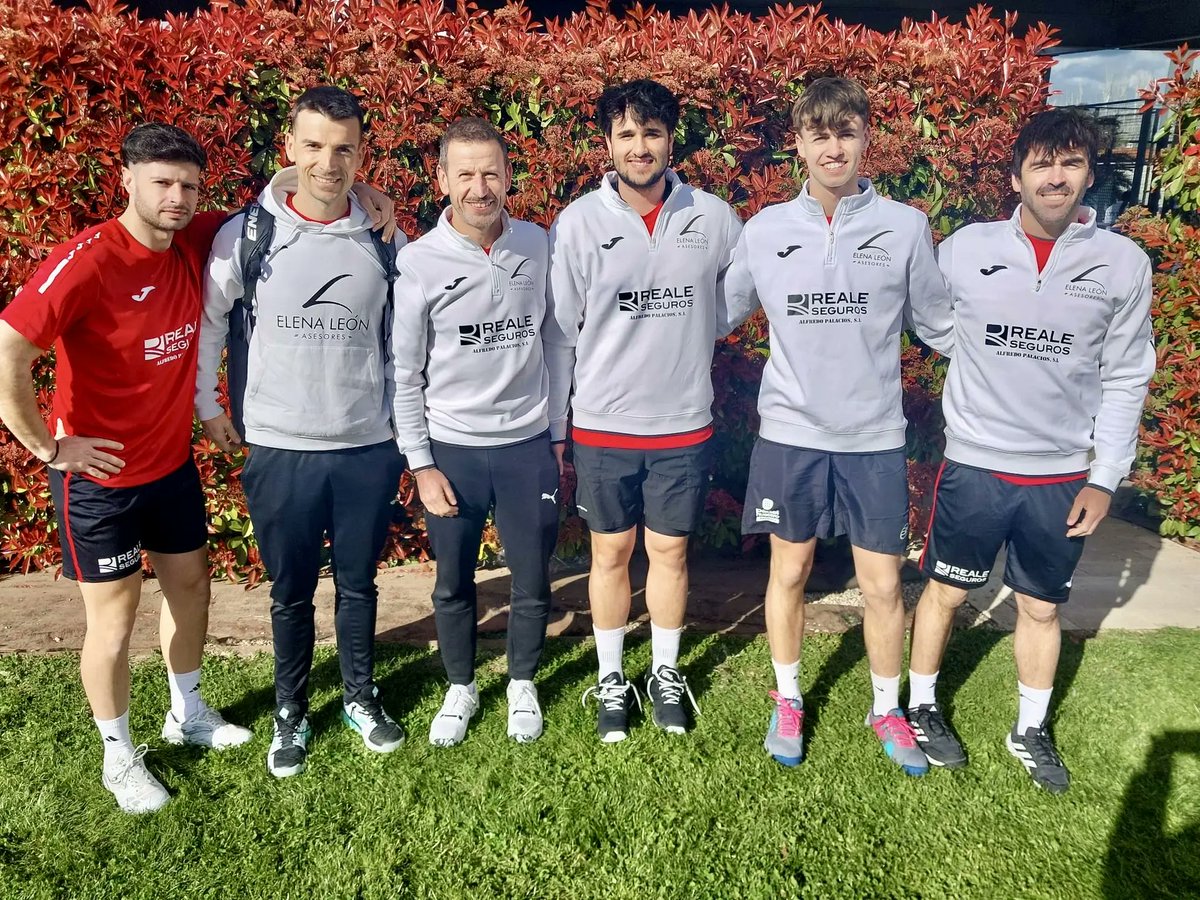 Federación Navarra de Pádel tweet media