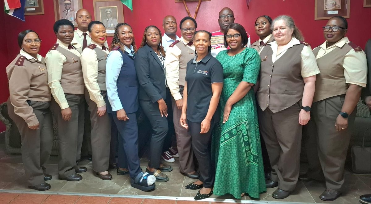SANDF_ZA's tweet image. 🇿🇦#SAMilitaryHealthService Article || On  26 March 2026, Nursing Management and Quality Assurance from 1 Mil Hospital, in collaboration with the University of South Africa, successfully hosted a Nursing Ethics Workshop at the hospital  auditorium.

facebook.com/share/1HqSrNhk…