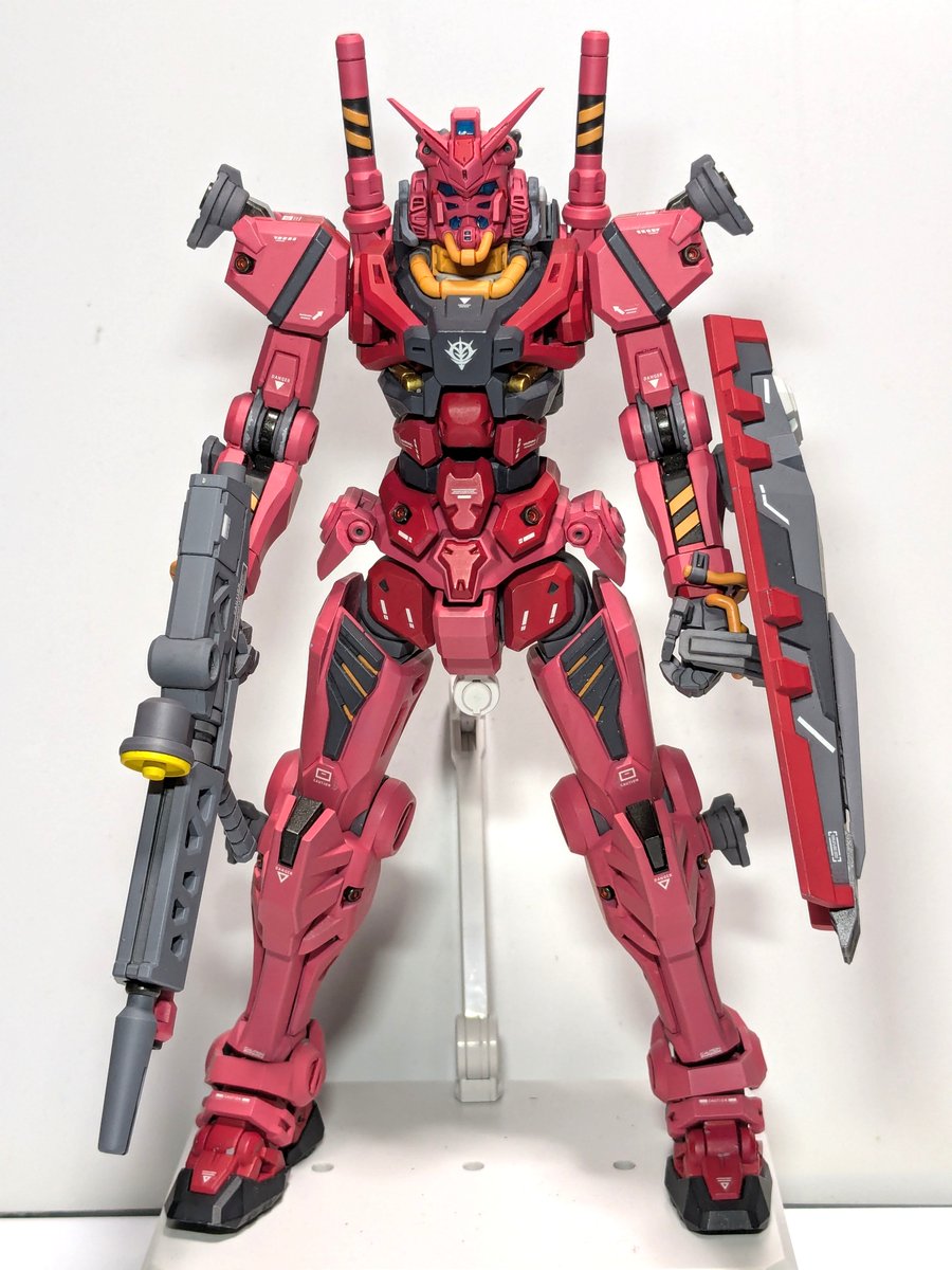 マユ・クロフト tweet media