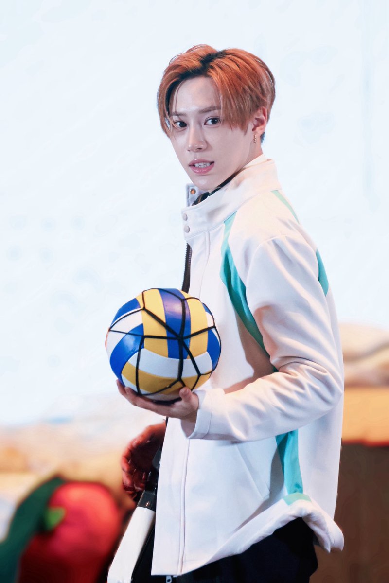 blululue_e tweet media