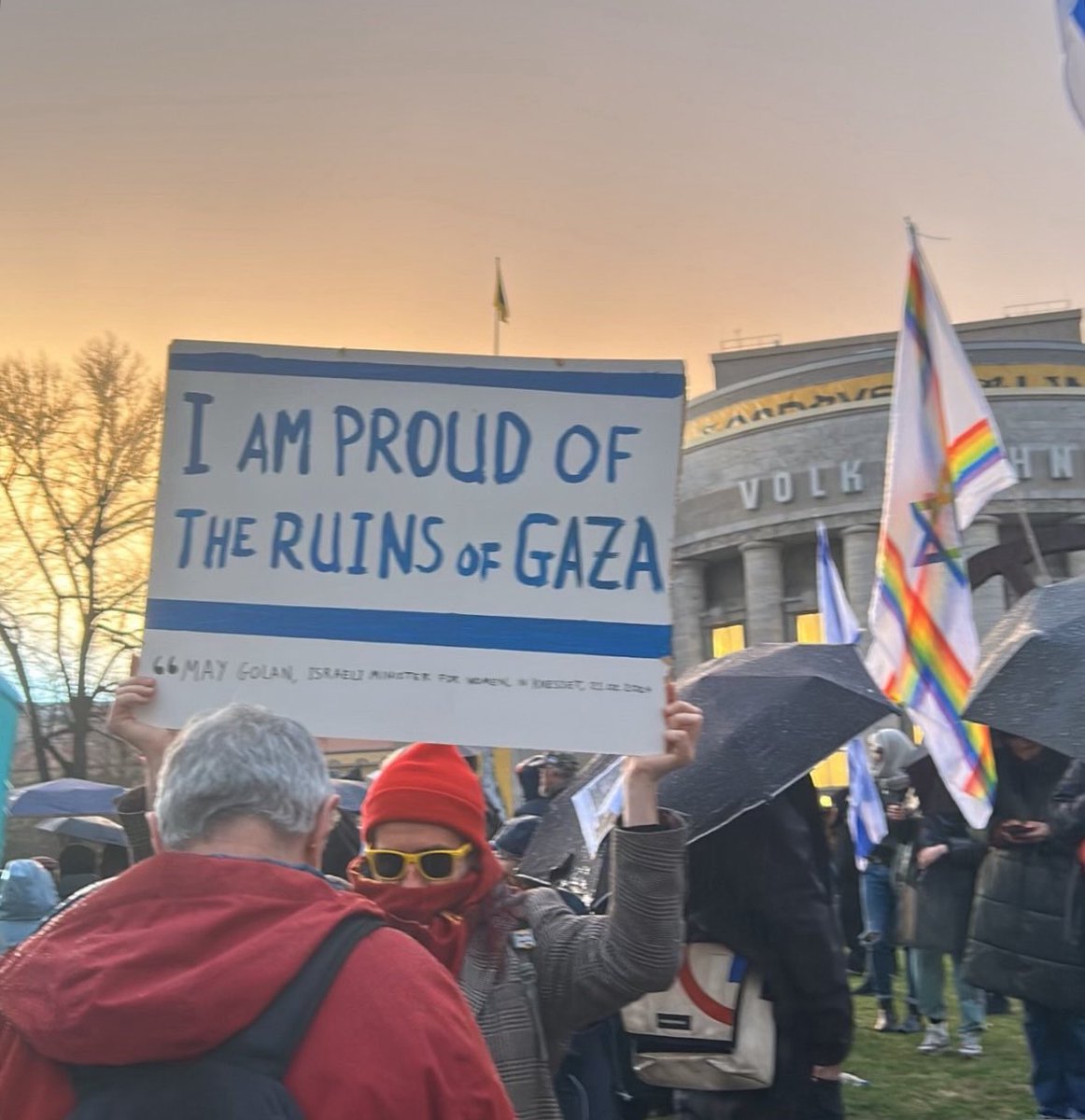 Niema Movassat tweet media