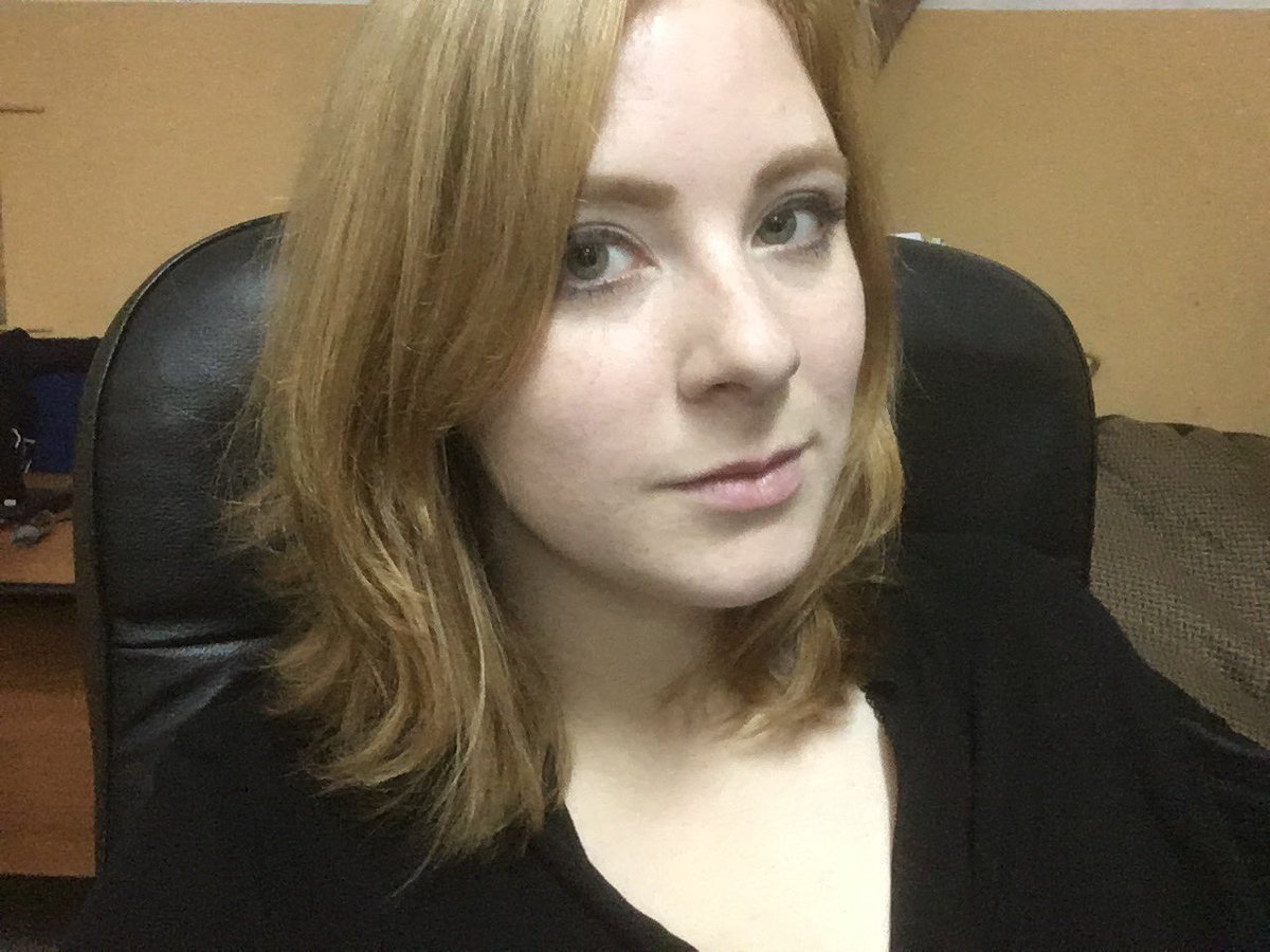 коренастая птичка tweet media