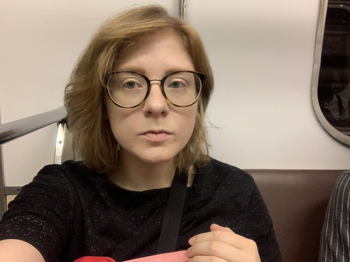 коренастая птичка tweet media