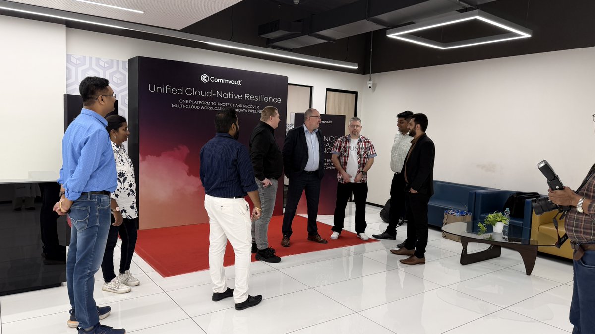 CommvaultAsia's tweet photo. Collaboration in action at our Bangalore COE!

Great hosting the Demant team for a day of insightful conversations, solution deep-dives, and discussions on supporting their evolving data and business needs. https://t.co/lhjd0jd8Qn