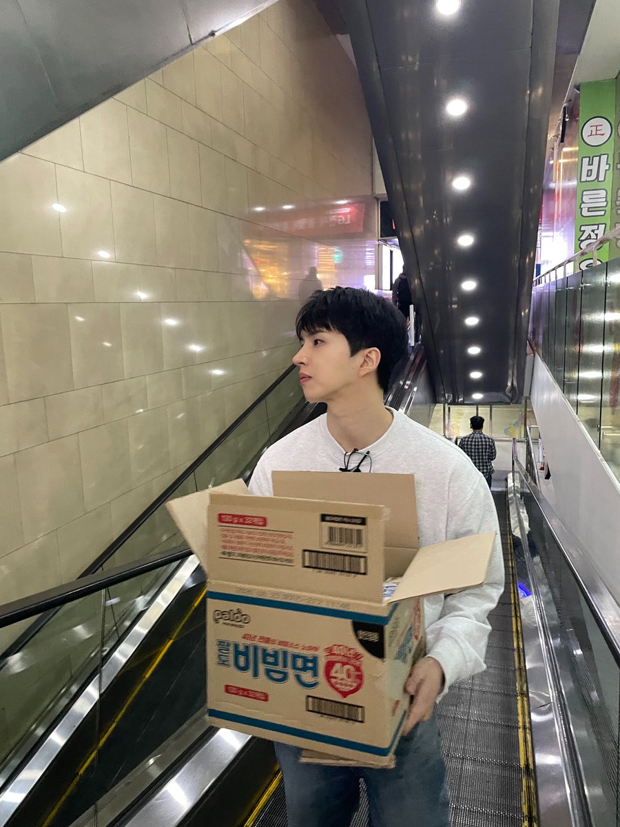 개인기 디자인 스쿨 tweet media