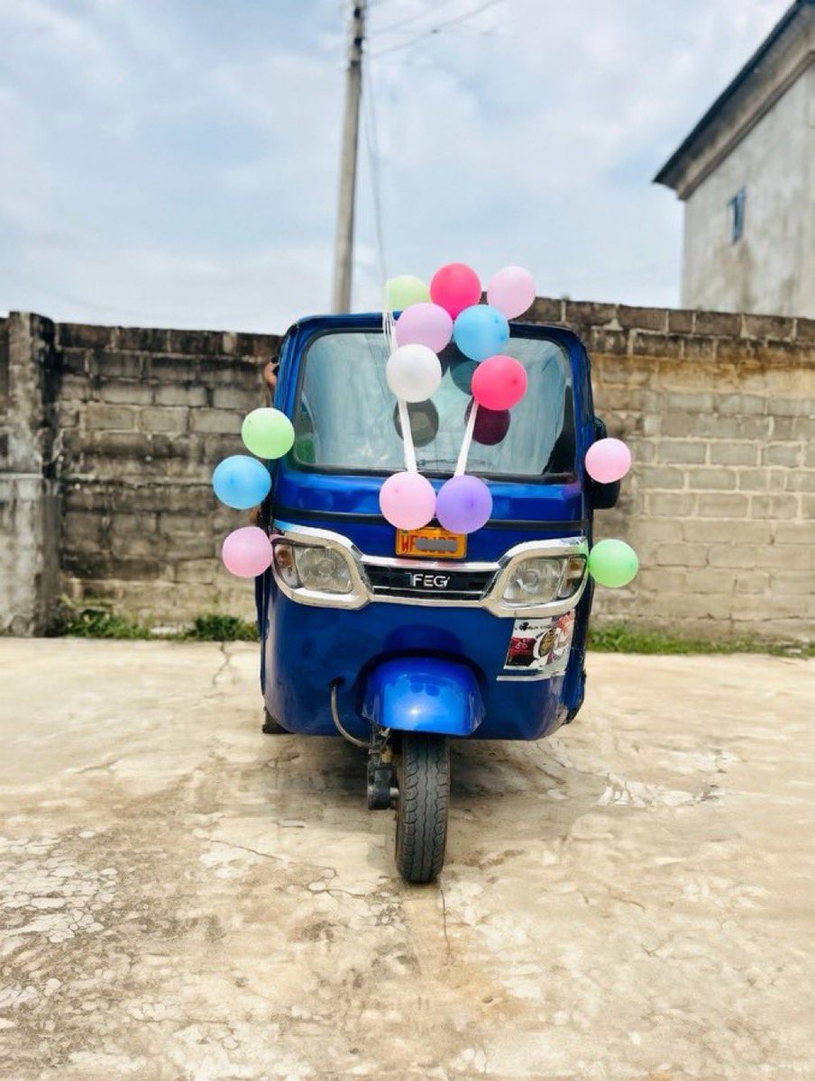 AHDIZ♓️ tweet media