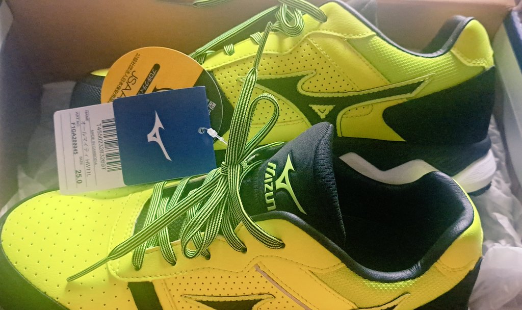 𝒥❦𝒰❦𝒩 ( っ'-')╮=͟͟͞͞ ➸🎯&볼링✡️ tweet media