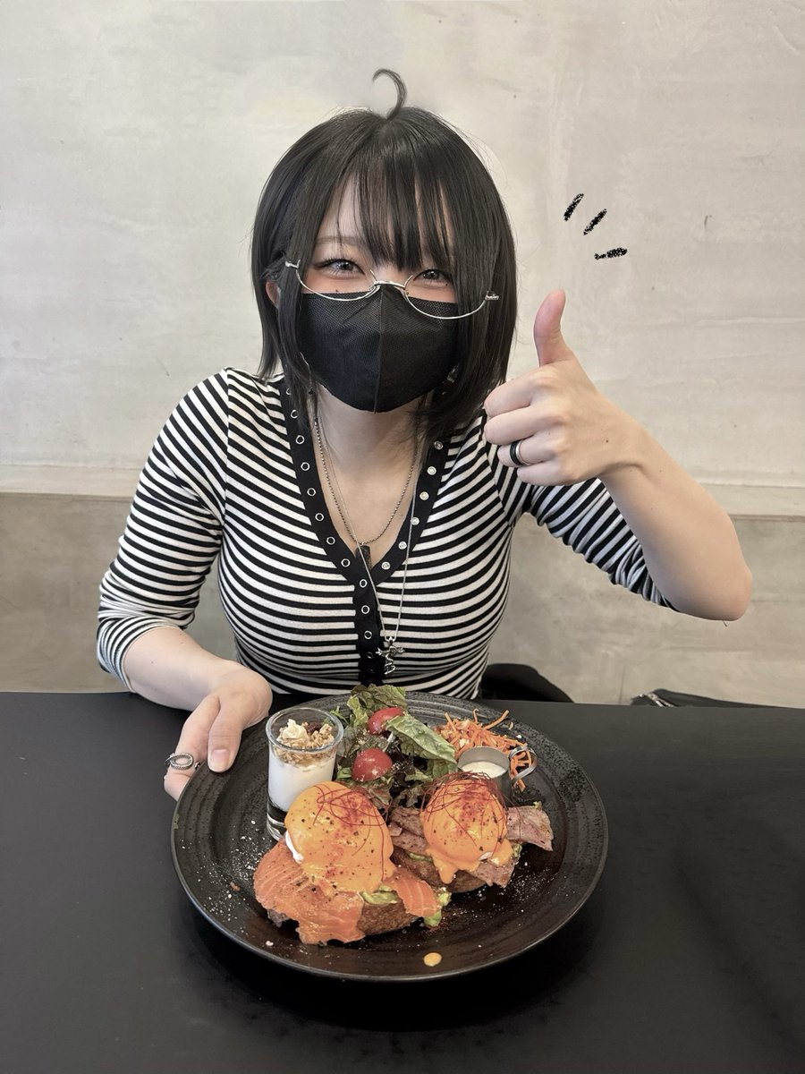 - 꽃 Hana tweet media