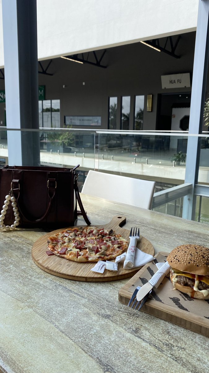 𝒯ℯ𝓂𝒶𝓈𝓌𝒶𝓉𝒾 𝒩𝓏𝒾𝓂𝒶 tweet media