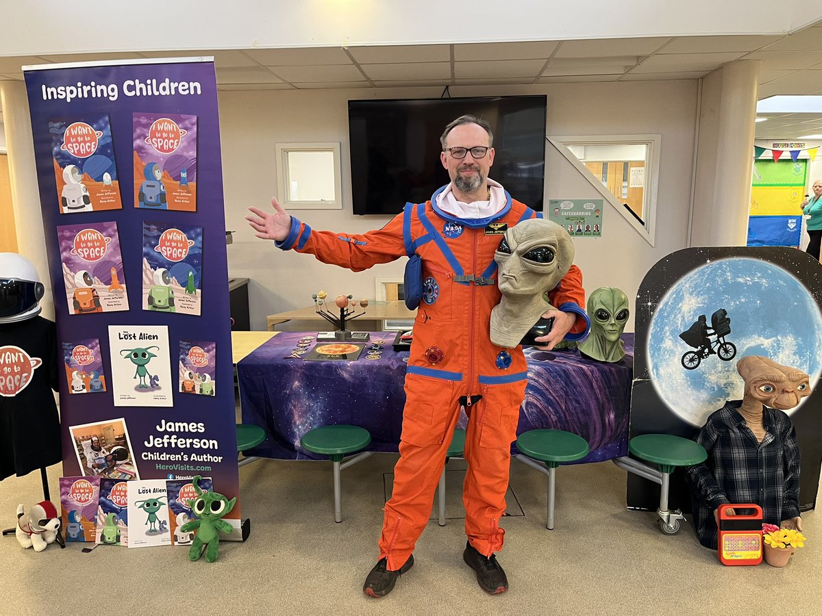 I want to go to space tweet media