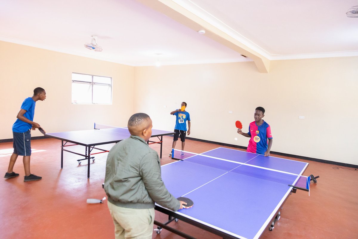 Libra International School tweet media