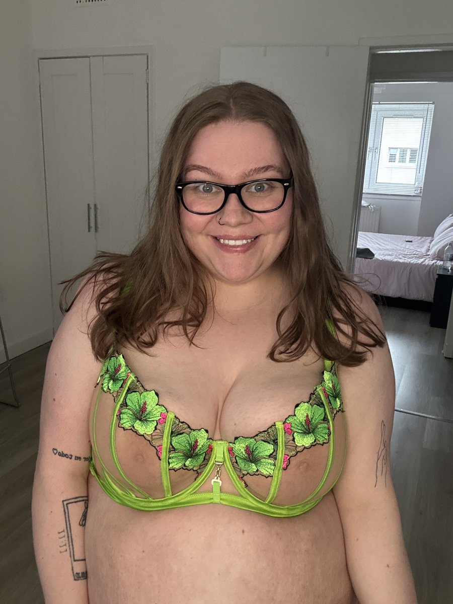 Cara Scott tweet media