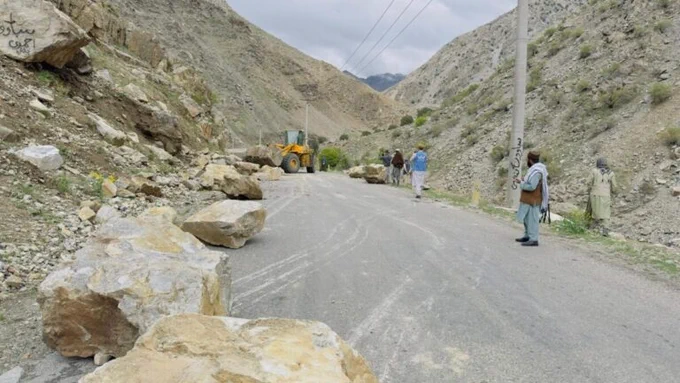 په دریو ولایتونو کې د سیلابونو له امله تړل شوې لارې خلاصې شوې.