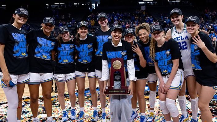 wateryonce's tweet image. Rankings for UConn, UCLA, South Carolina &amp;amp; Texas in different team stats through the first four rounds of #MarchMadness [A THREAD]

#FinalFour #WBB