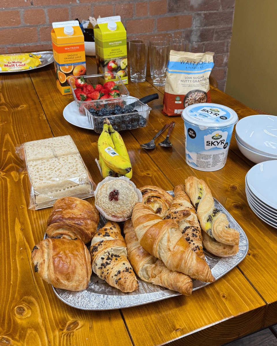 BizComparison's tweet image. We enjoyed a slightly belated Eid breakfast at BusinessComparison this morning. A lovely spread and an even better reason to come together as a team.

#EidMubarak to everyone who celebrated! 🌙