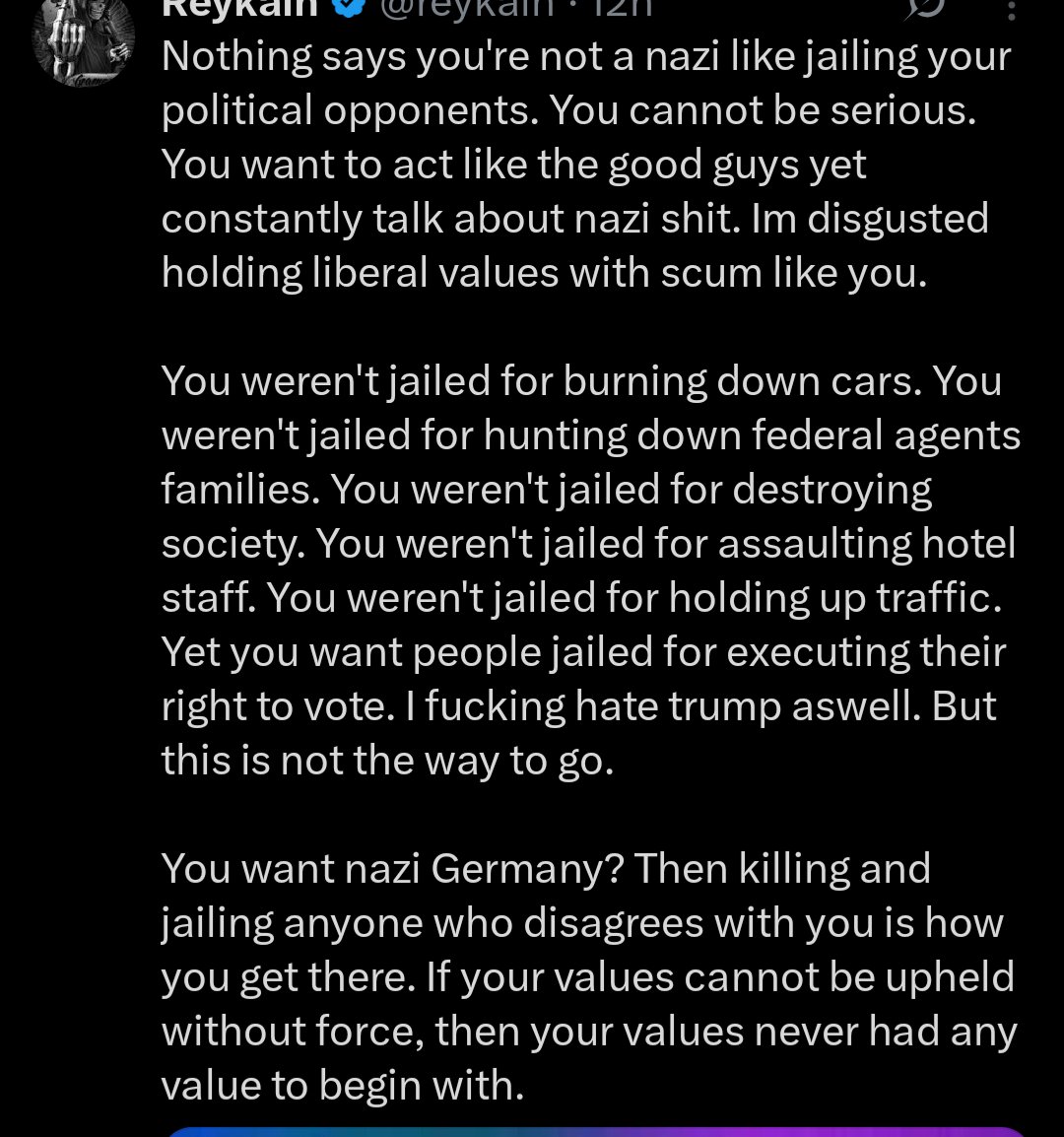 TeaBiscuit tweet media