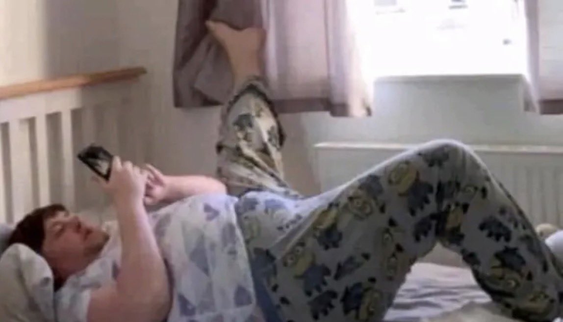 amelia 🎀 || -8.2/19kg tweet media