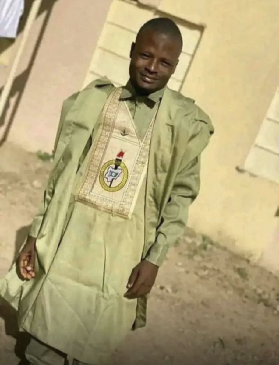 𝓔𝓵𝓾𝓭𝓪𝔂𝓸 𝓑𝓲𝓫𝓲𝓽𝓪𝔂𝓸 ♥︎ tweet media