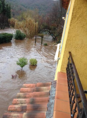 Image de Préfet du Var - #LutteContreLesInondations | Opération d’acquisition /démolition de 2 maisons à #Collobrières, finan