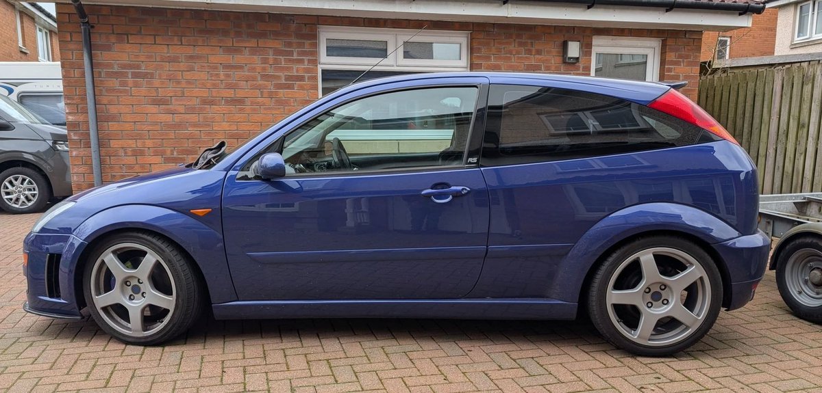 M. J. C. tweet media