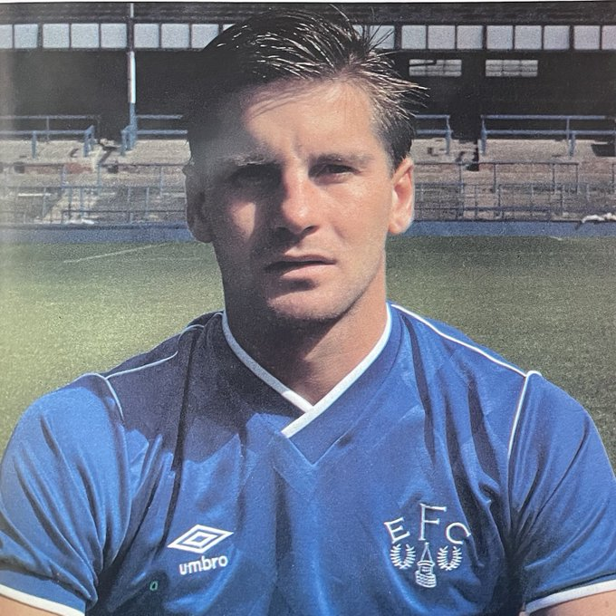 The Extreme Football Enthusiast tweet media