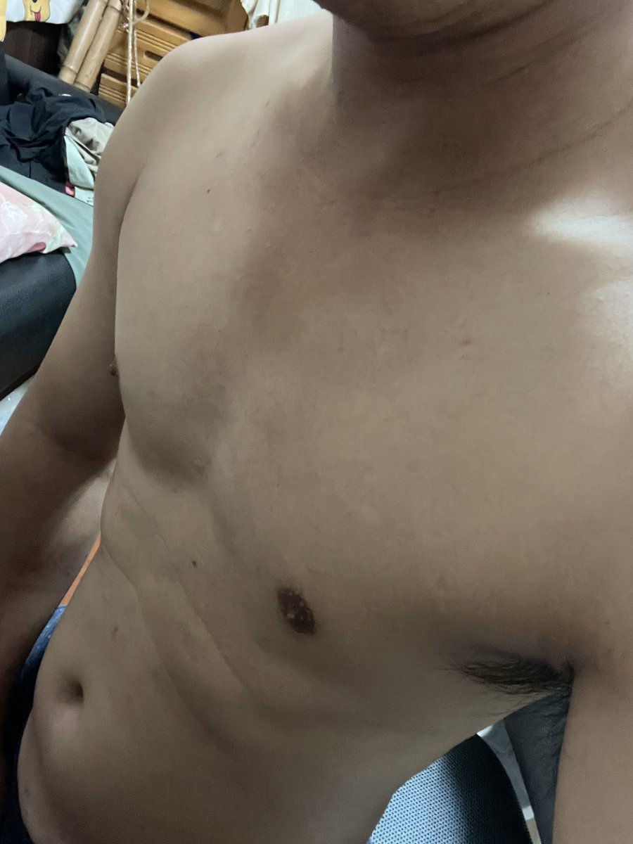 HKC11806089's tweet photo. 人體構造真的很奇妙，
奶頭可以控制小頭！
小頭又能控制大頭！！！ https://t.co/lKMpBx9QX1