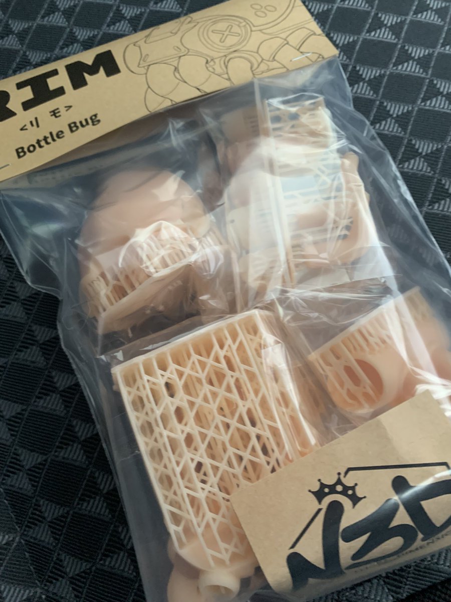 nemu_BC97's tweet photo. 仕事終わって帰ってきたら
N3Dさんの
RIM(リモ)届いてた早Σ(゚д゚;)
ちょい出かけたら、帰ってきて
すぐ開けよう
#N3D #ボトルバグ #ガレージキット https://t.co/UULice8gsy