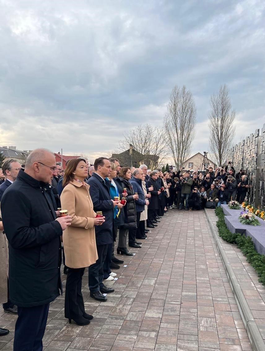 Toiu Oana tweet media