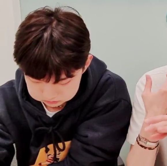 뉴냥이 tweet media