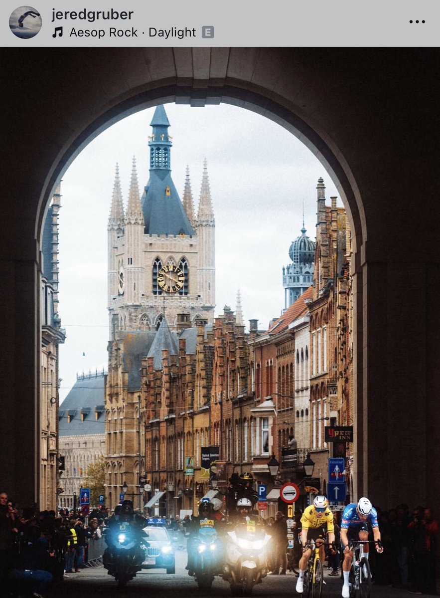 Laura 🇸🇮 tweet media