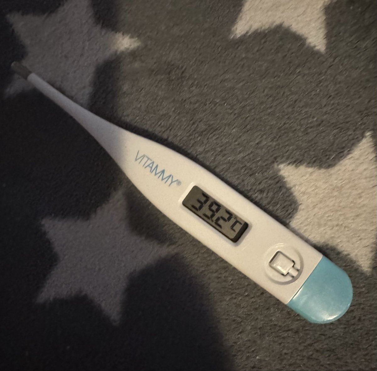 Aurora🌸 tweet media