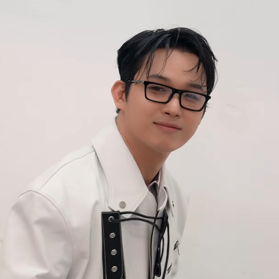 softlysik tweet media