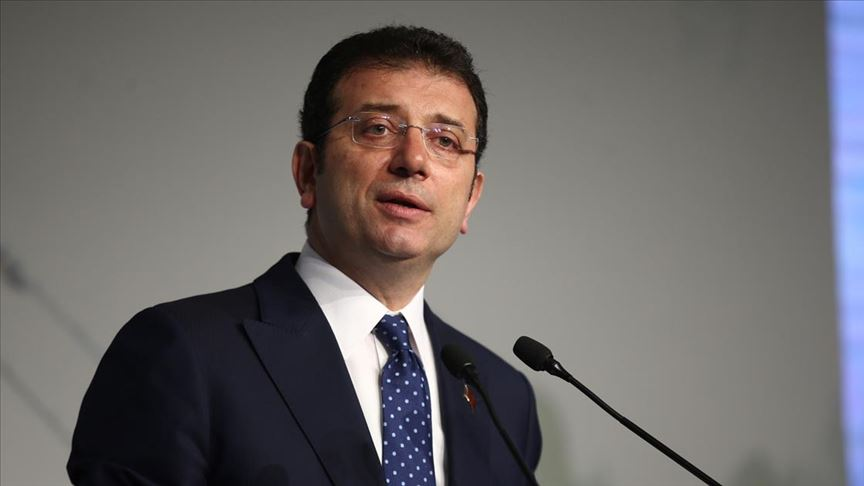 milliyet's tweet photo. 📌 İstanbul Büyükşehir Belediyesi’ne yönelik “yolsuzluk” iddiasıyla aralarında İBB Başkanı Ekrem İmamoğlu’nun da bulunduğu 107’si tutuklu 7’si firari 5’i müşteki-sanık olmak üzere toplam 407 sanık hakkında açılan davanın görülmesine devam ediliyor.

Duruşmayı Milliyet'ten @glrdamla takip ediyor.

https://t.co/3hTrJsLyZy
